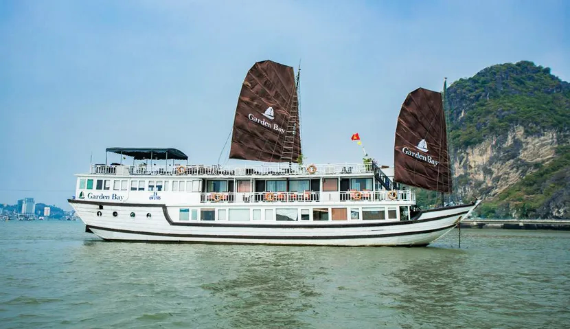 Bai Tu Long Bay Cruises